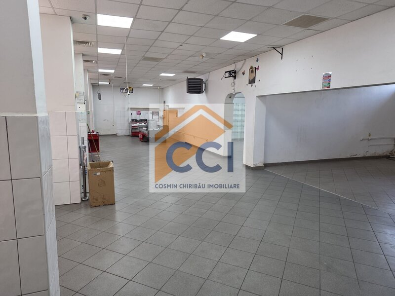 Bacau, spatiu comercial in inima cartierului Cornisa